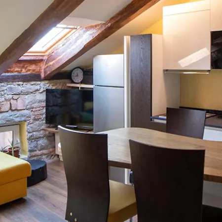 Apartamento Sky Nido- Mansardato In Centro Storico