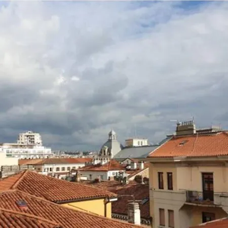 Sky Nido- Mansardato In Centro Storico Triëst